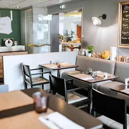 Hotel Lyon Nord 4 Etoiles 4*