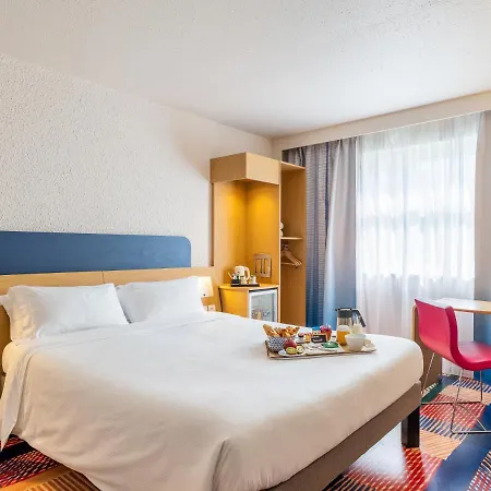 Lyon Nord 4 Etoiles Hotel
