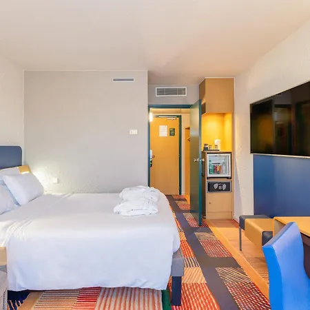 Lyon Nord 4 Etoiles Hotel 4*