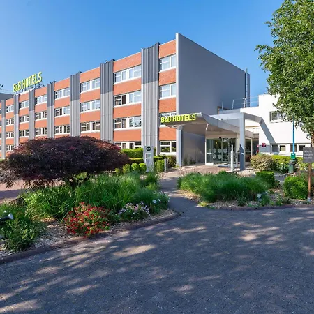 Lyon Nord 4 Etoiles Hotel 4*